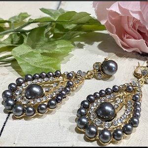 Black Pearl Dangle Earring Crystal Rhinestones